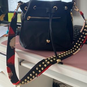 BRAND NEW BUCKET HANDBAG